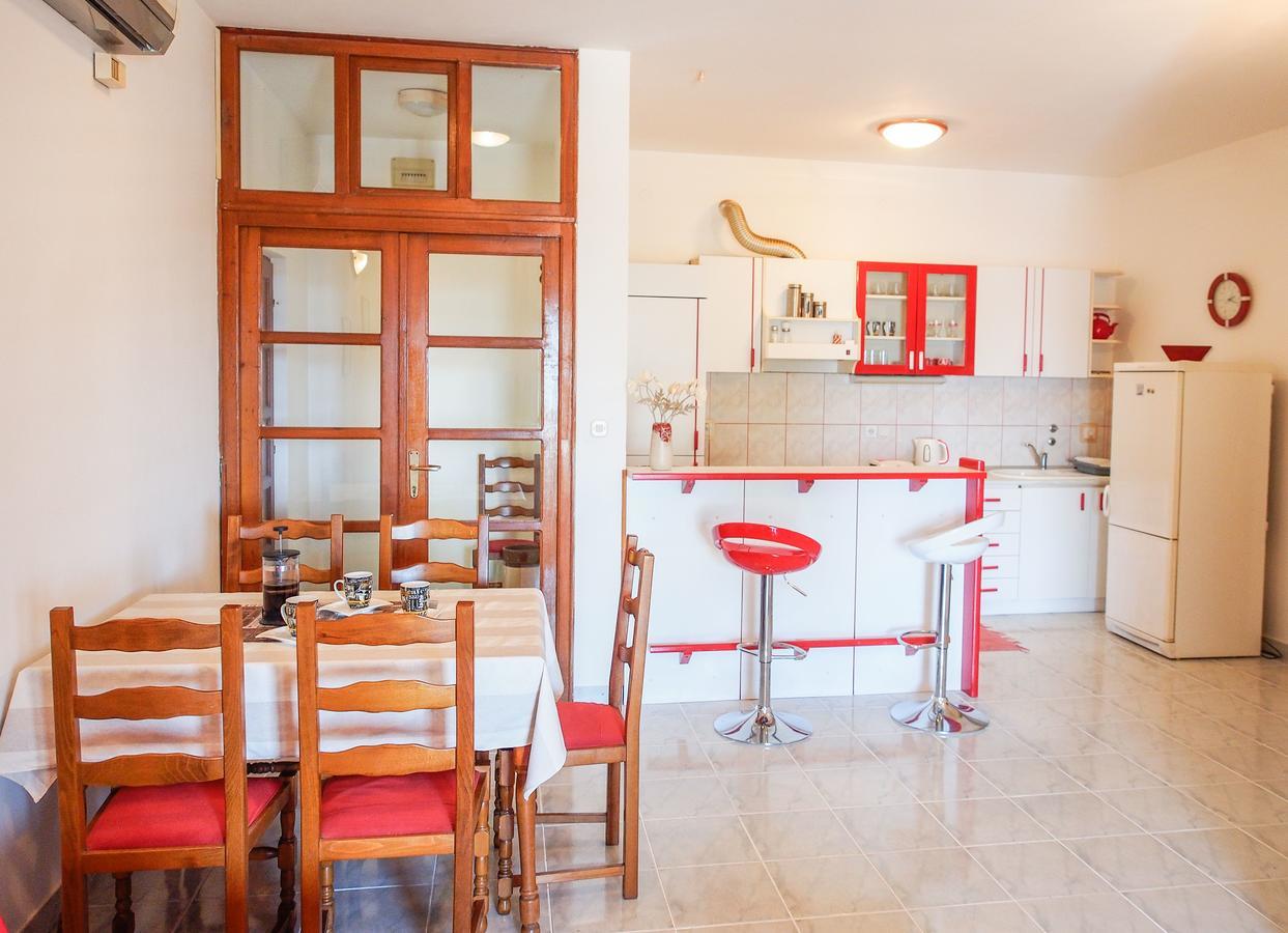 White House Hvar Apartamento Hvar Island Exterior foto